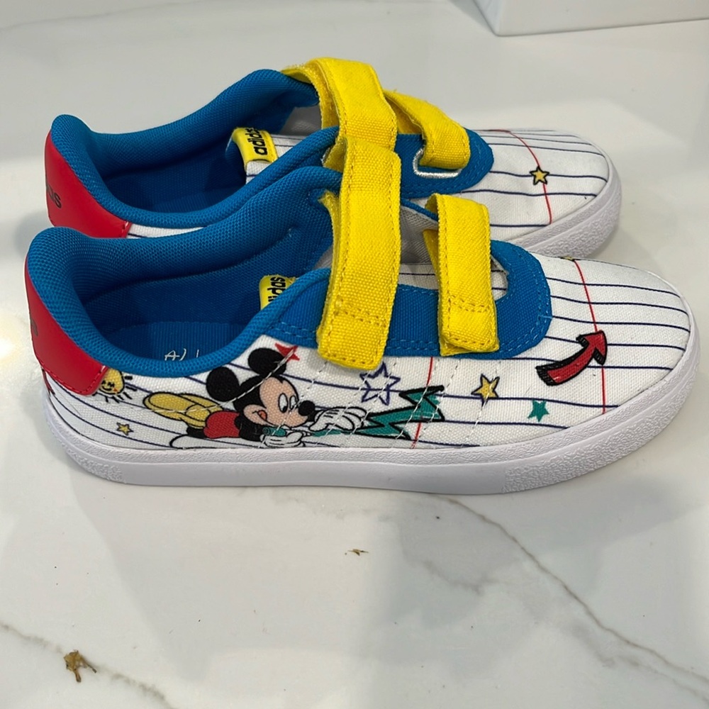 Disney Mickey canvas kids Adidas. Size 12.5k. NWT